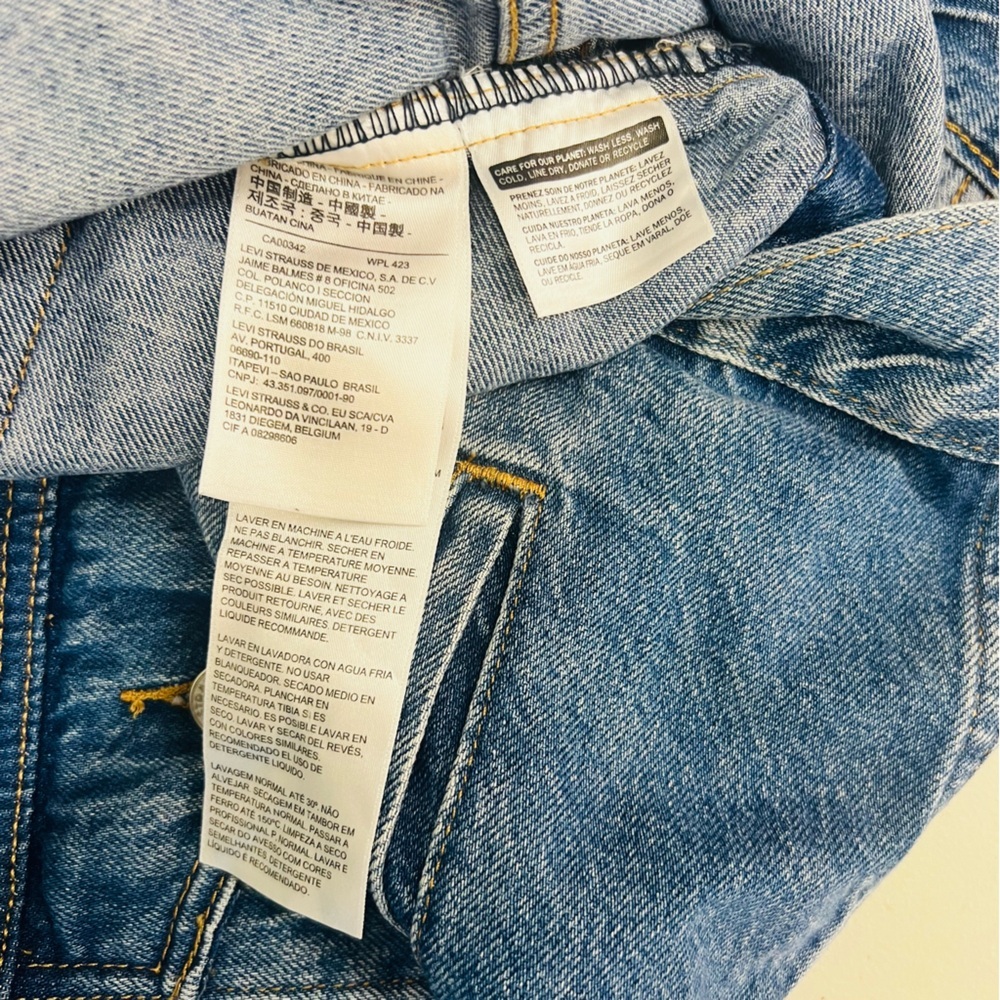 Levis Premium Denim Trucker Jacket Size M - Picture 7 of 9